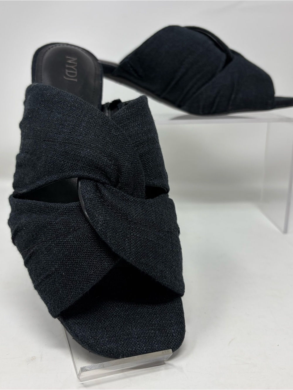 NWT NYDJ Griselda Black Linen Knotted Block-Heel Sandals – Size 8W